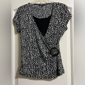 Notations Women’s Black and White Animal Print Blouse Top Accent Ring PM